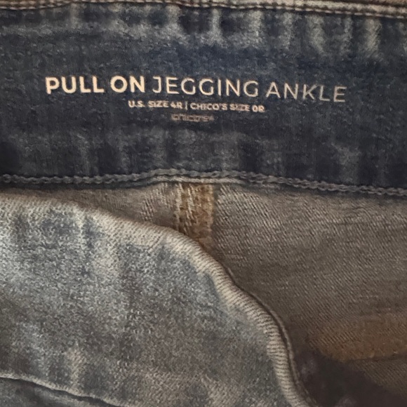 Chico's Light Blue Pull On Ankle Jegging - Picture 7 of 8